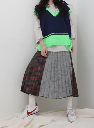 check mix pleated long skirt